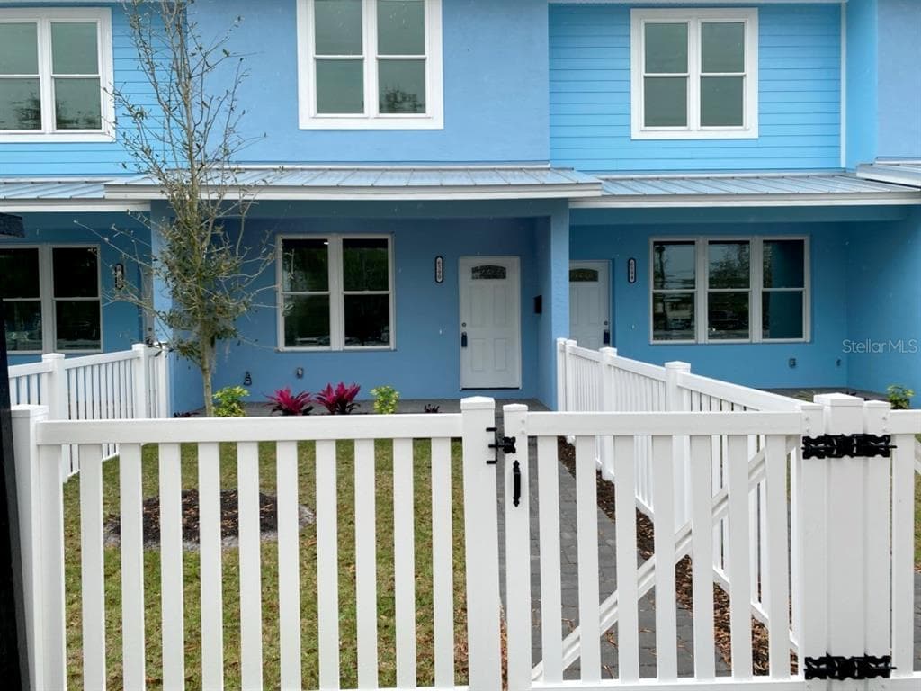 6590 1ST AVENUE S ST PETERSBURG, FL 33707