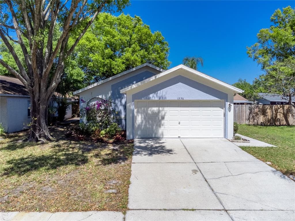 1336 MOHRLAKE DRIVE BRANDON, FL 33511