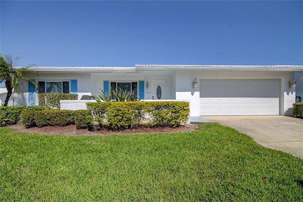 9165 36TH WAY N UNIT 6 PINELLAS PARK, FL 33782