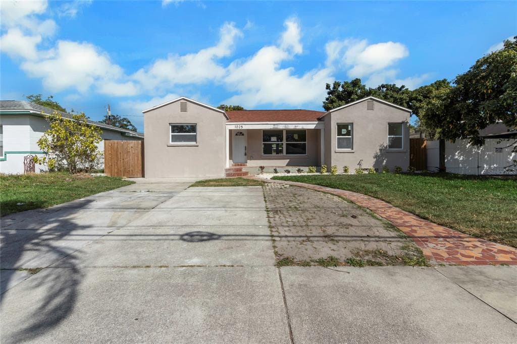 1025 16TH STREET N ST PETERSBURG, FL 33705