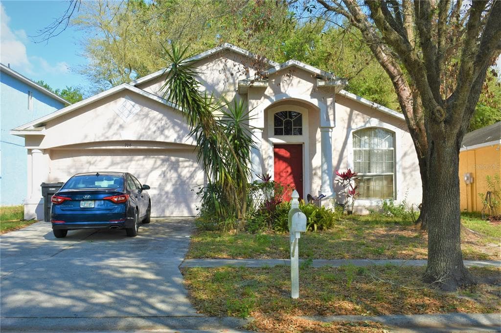 706 SOMERSTONE DRIVE