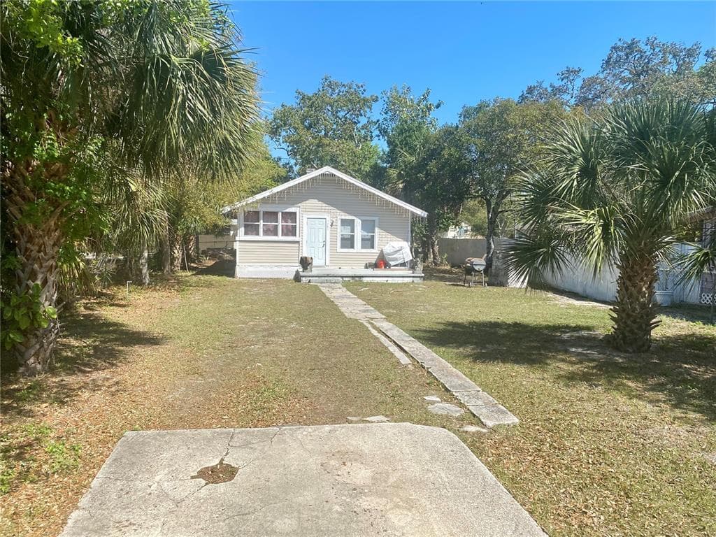 1161 NEWTON AVENUE S ST PETERSBURG, FL 33705