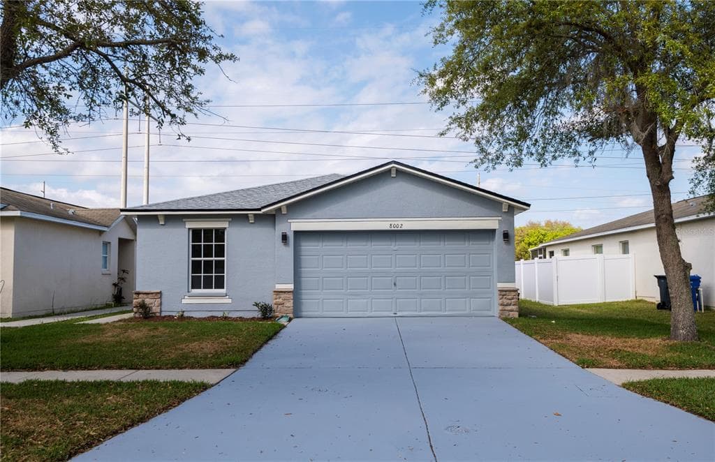 8002 CARRIAGE POINTE DRIVE