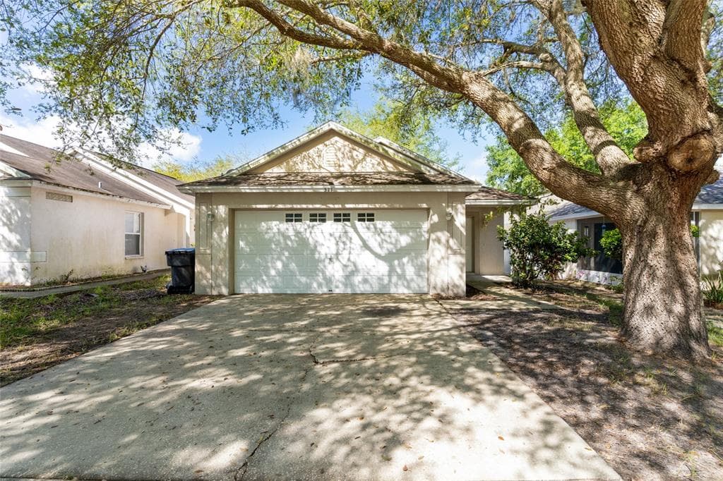 511 SUMMER SAILS DRIVE VALRICO, FL 33594