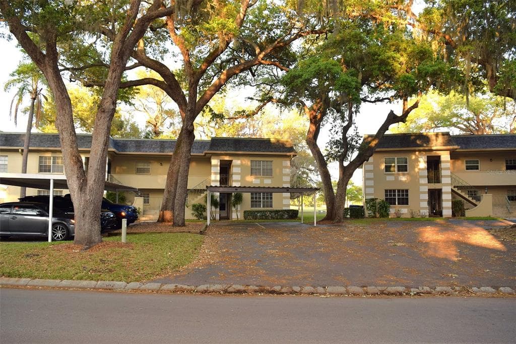 46 COUNTRY CLUB DRIVE