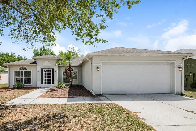 12147 WARWICK CIRCLE PARRISH, FL 34219