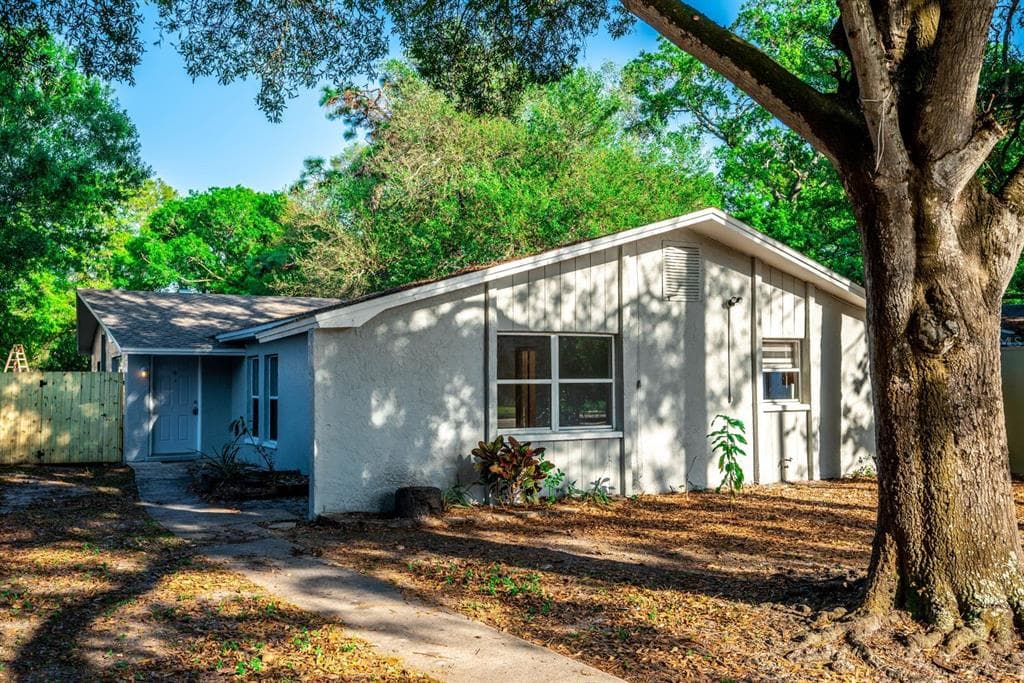 15117 AVALON AVENUE UNIT A CLEARWATER, FL 33760