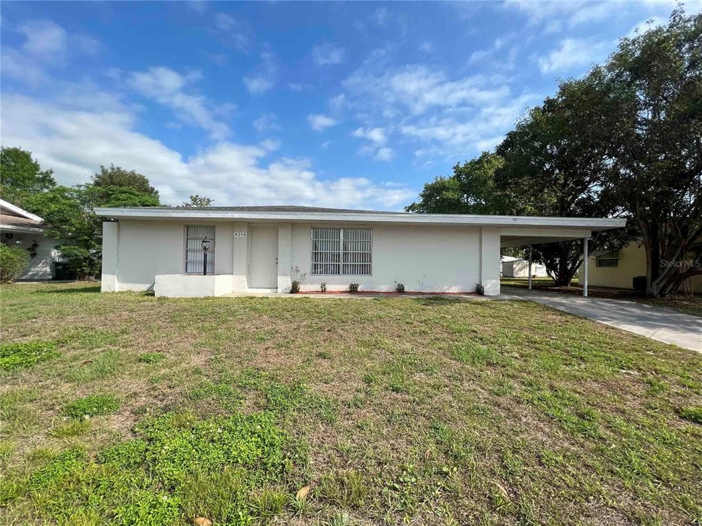 8214 FAY AVENUE NORTH PORT, FL 34287