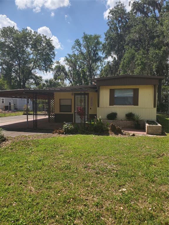 3703 WILDER LOOP PLANT CITY, FL 33565