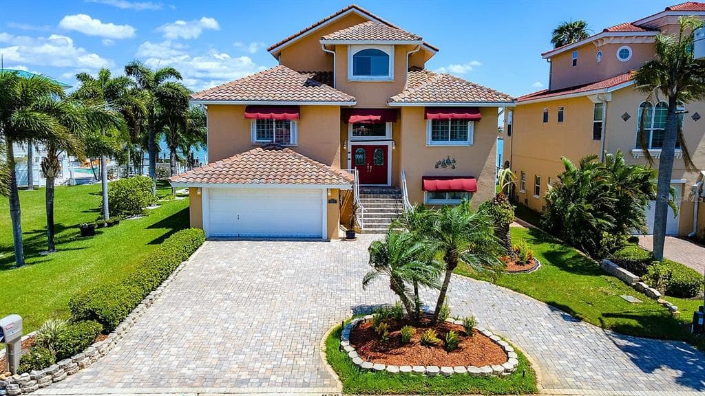 876 BAY POINT DRIVE MADEIRA BEACH, FL 33708