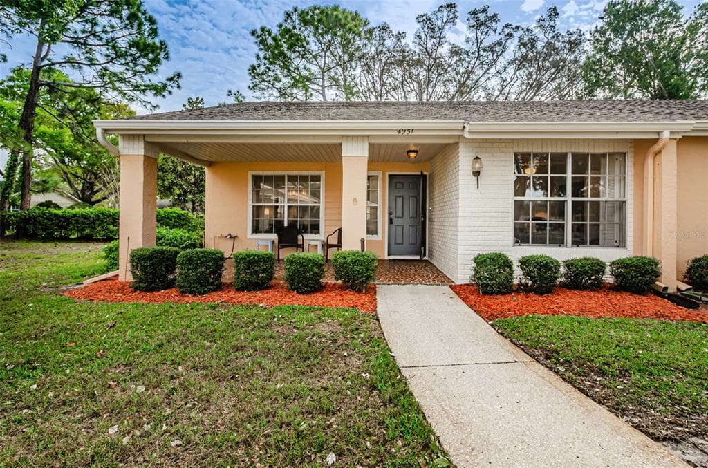 4951 GRIST MILL CIRCLE NEW PORT RICHEY, FL 34655