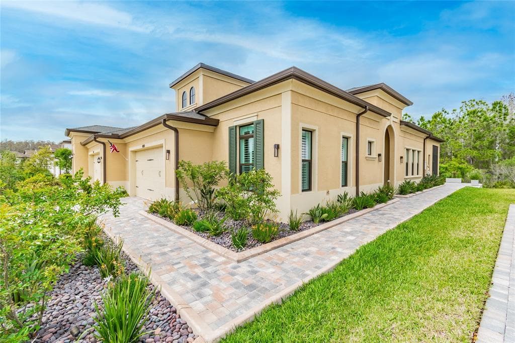 4235 BARLETTA COURT WESLEY CHAPEL, FL 33543