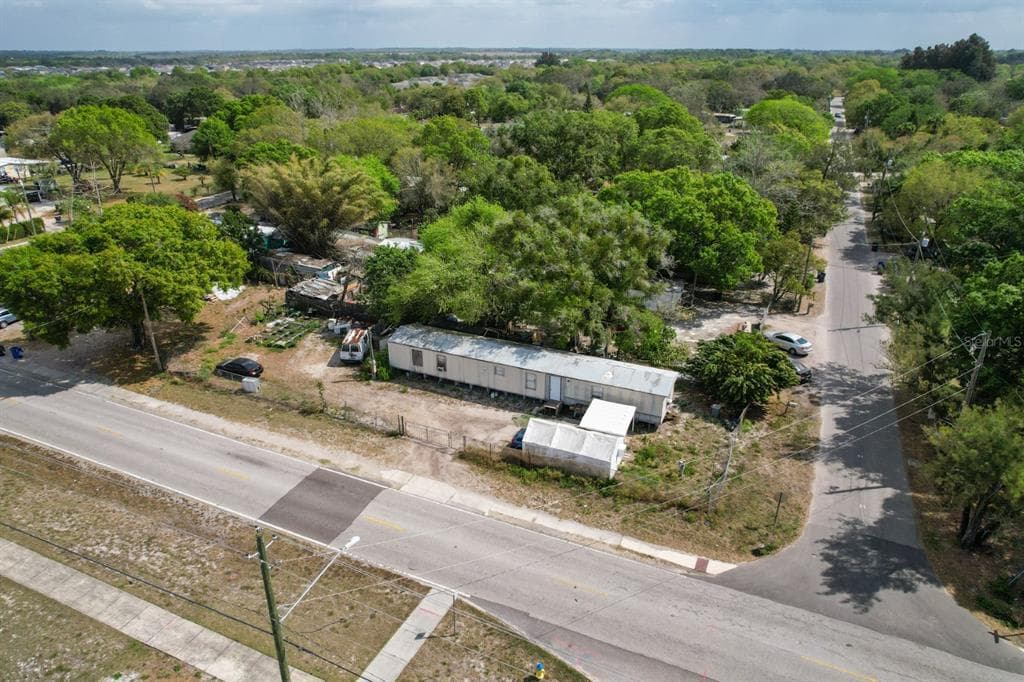 5202 EDINA STREET WIMAUMA, FL 33598