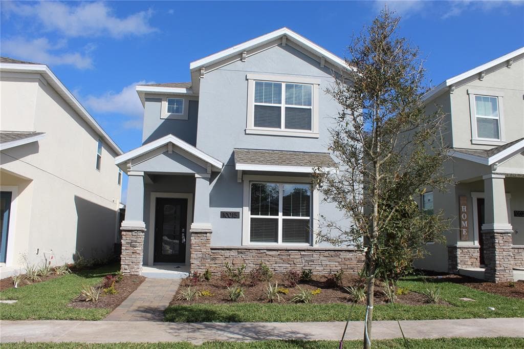 10015 LANGUAGE WAY ORLANDO, FL 32832
