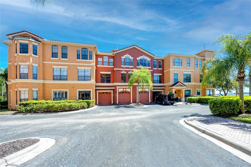 2773 VIA CIPRIANI UNIT 1330B CLEARWATER, FL 33764