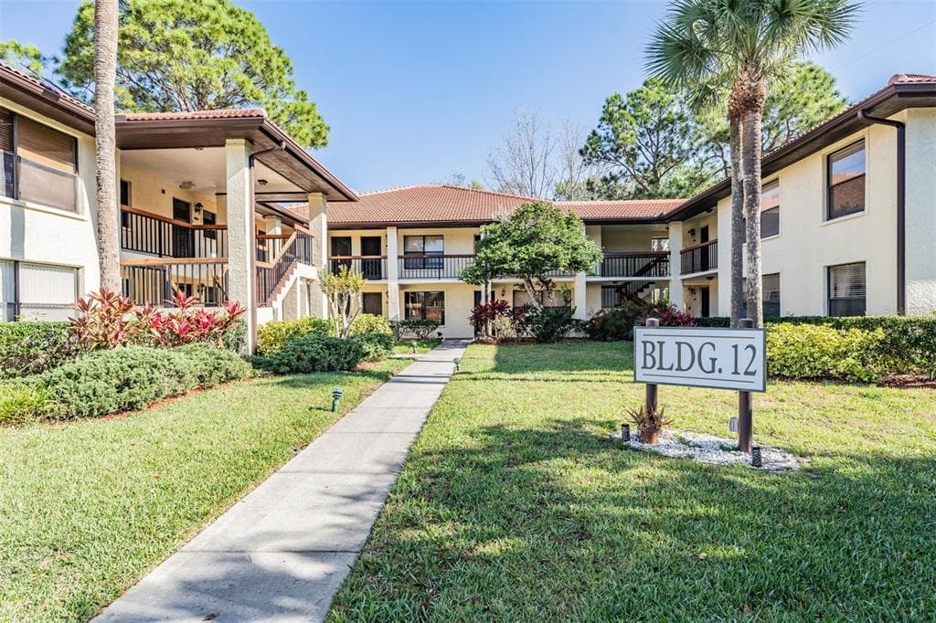 1203 HAMMOCK PINE BOULEVARD CLEARWATER, FL 33761
