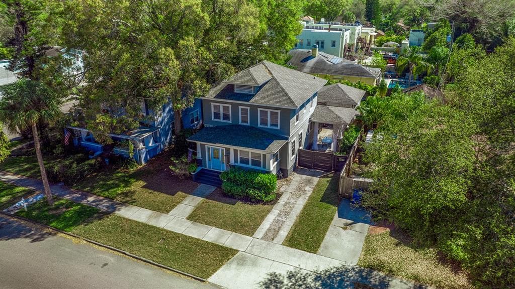 1050 21ST AVENUE N ST PETERSBURG, FL 33704