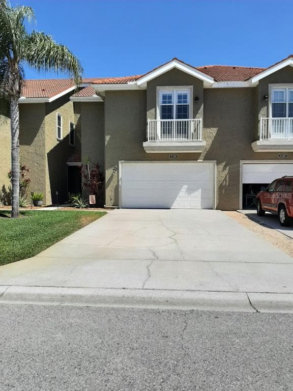 21205 CALLE ROSA DRIVE UNIT 10 LAND O LAKES, FL 34637