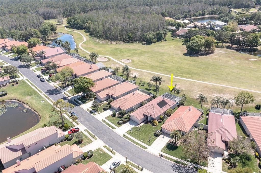 1053 DARTFORD DRIVE TARPON SPRINGS, FL 34688