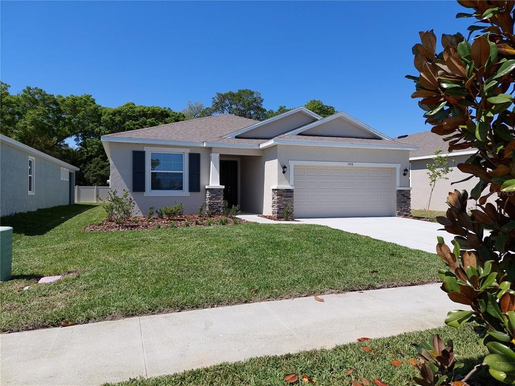 7928 WHEAT STONE DRIVE ZEPHYRHILLS, FL 33540