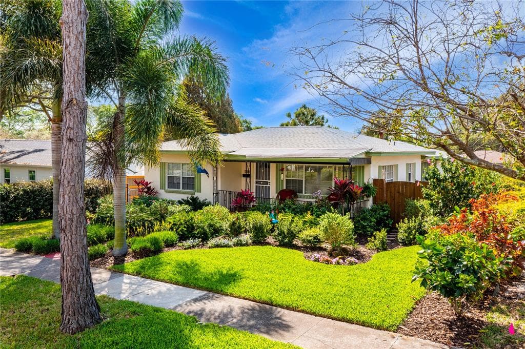 720 21ST AVENUE N ST PETERSBURG, FL 33704