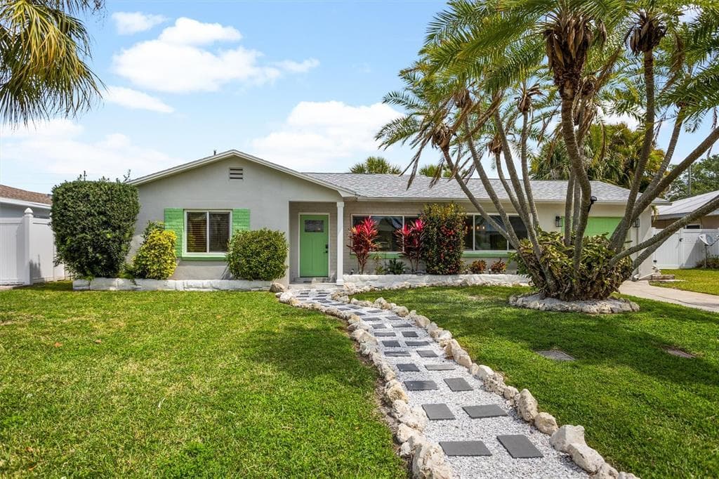 16307 1ST STREET E REDINGTON BEACH, FL 33708