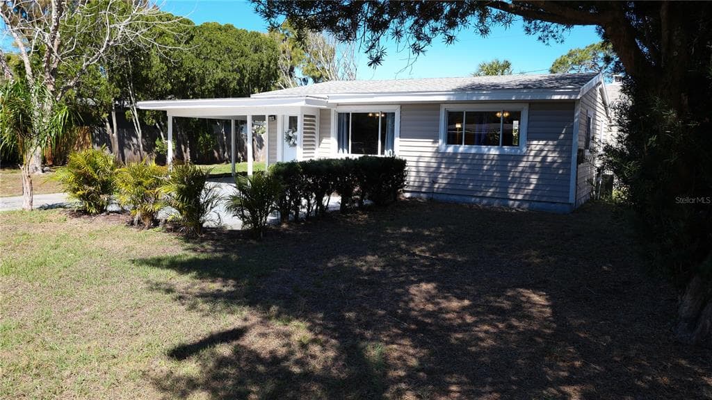 1884 GILBERT STREET CLEARWATER, FL 33765