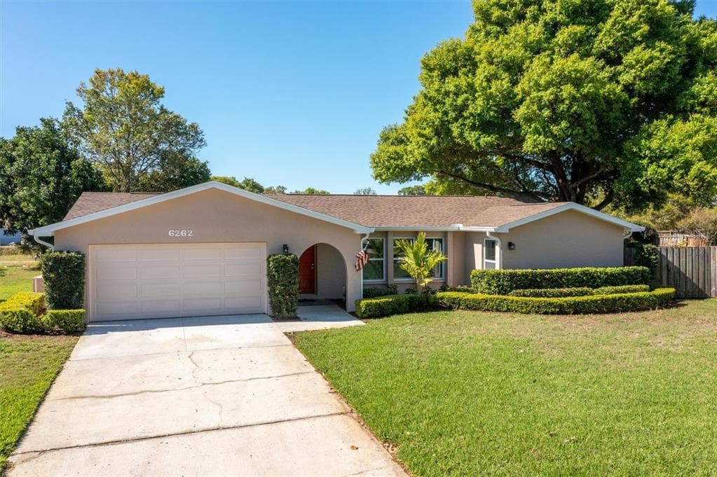 6262 43RD AVENUE N KENNETH CITY, FL 33709