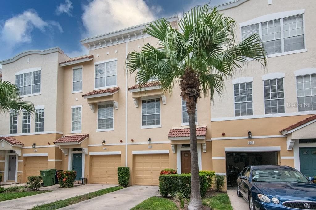3170 BAYSHORE OAKS DRIVE TAMPA, FL 33611