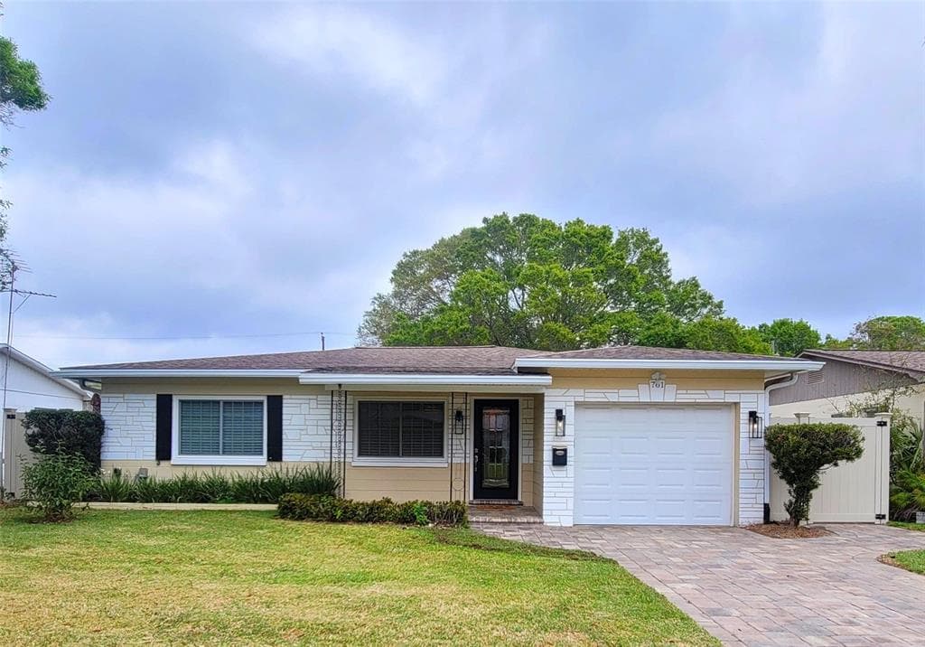 761 42ND AVENUE N ST PETERSBURG, FL 33703