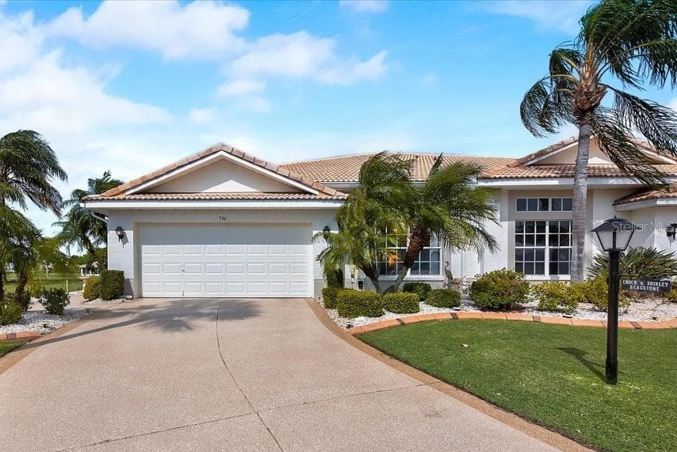 746 FAIRWAY RIDGE COURT UNIT 277 SUN CITY CENTER, FL 33573