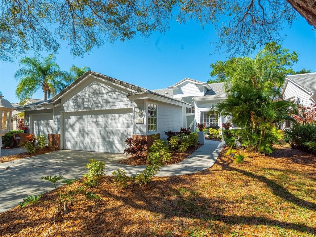 7704 WHITEBRIDGE GLEN UNIVERSITY PARK, FL 34201