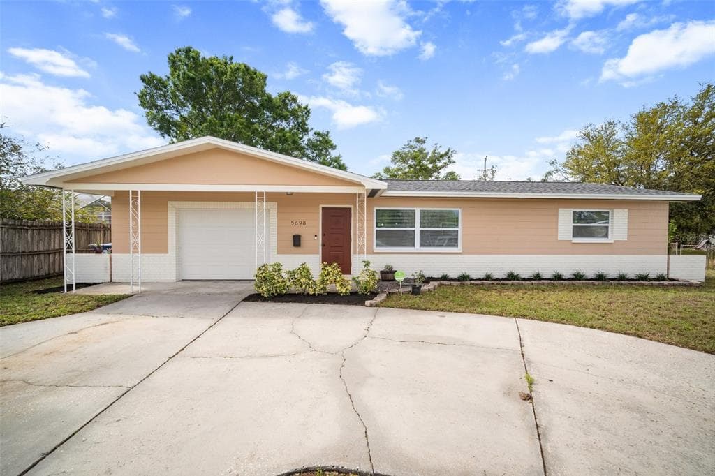 5698 31ST AVENUE N ST PETERSBURG, FL 33710