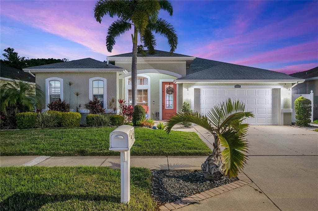 8169 WILD OAKS CIRCLE LARGO, FL 33773