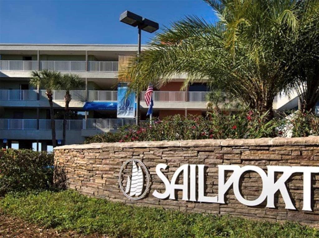 2506 N ROCKY POINT DRIVE UNIT 359