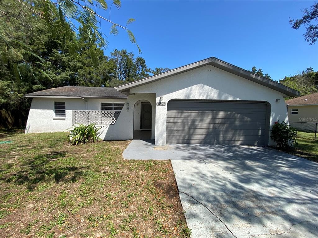 6307 PINEHURST DRIVE SPRING HILL, FL 34606