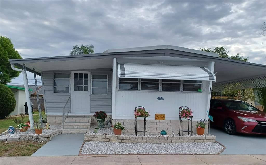 800 MAIN STREET UNIT 315 DUNEDIN, FL 34698