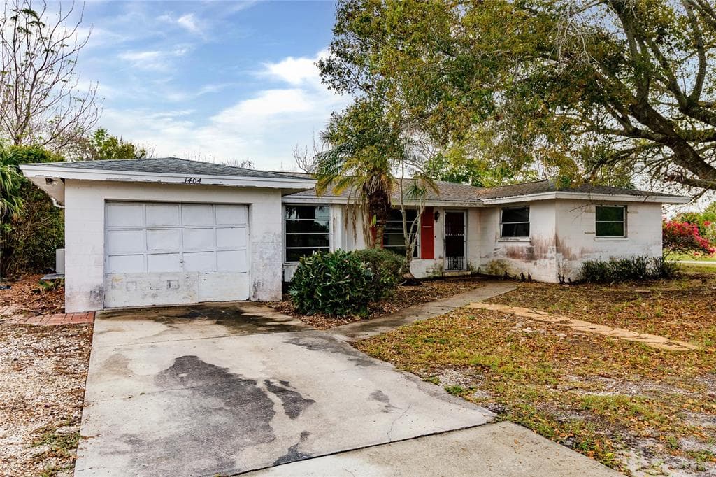 3404 ELKCAM BOULEVARD PORT CHARLOTTE, FL 33952