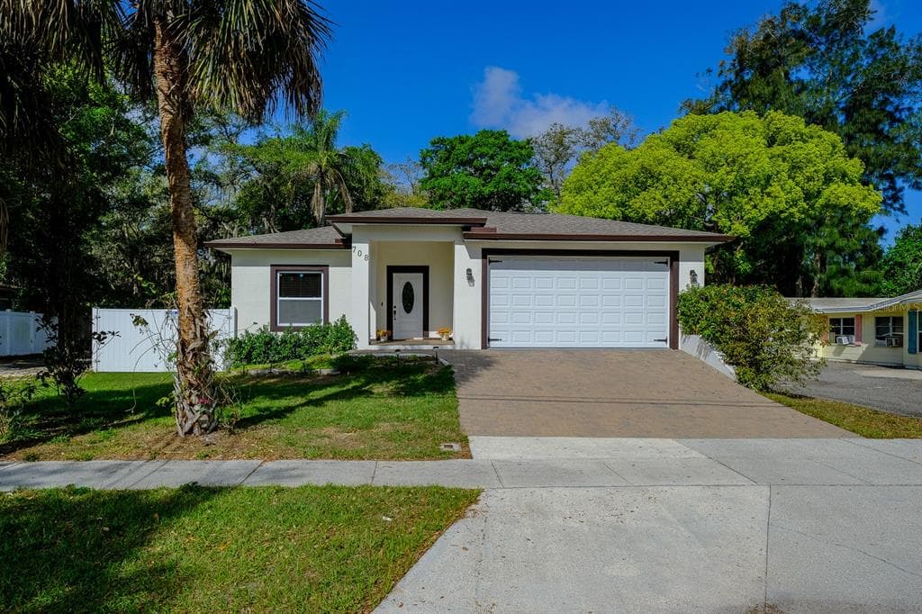 708 S DUNCAN AVENUE CLEARWATER, FL 33756