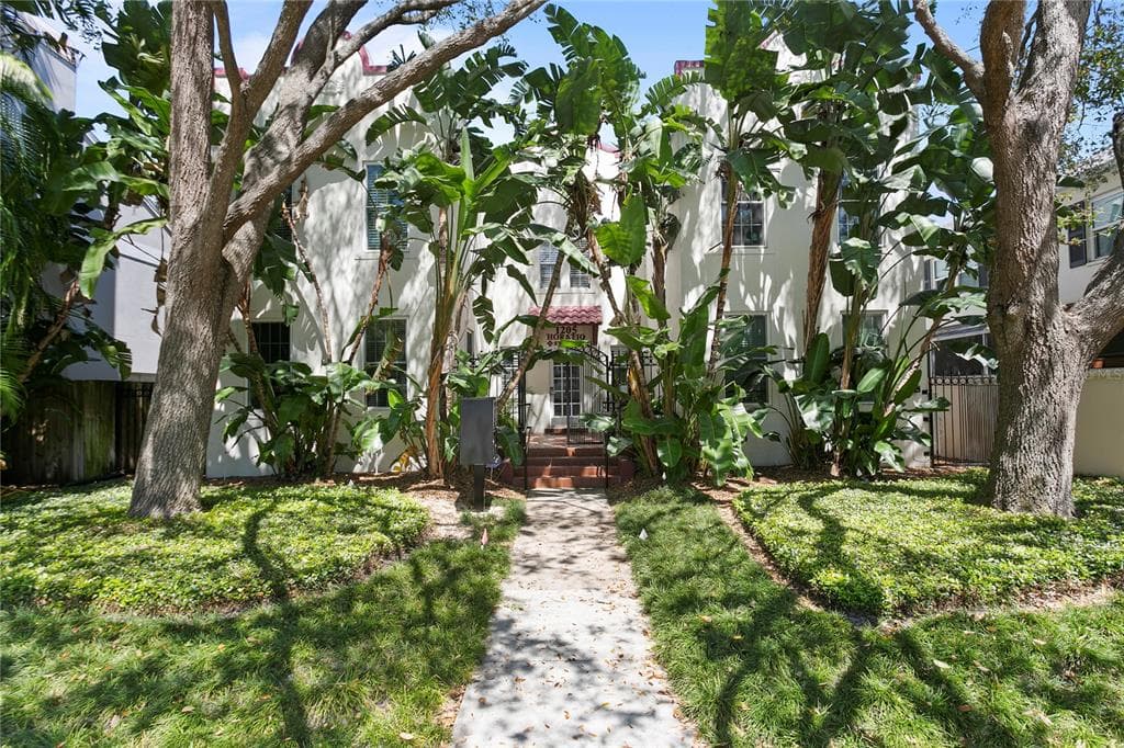 1205 W HORATIO STREET UNIT 2 TAMPA, FL 33606