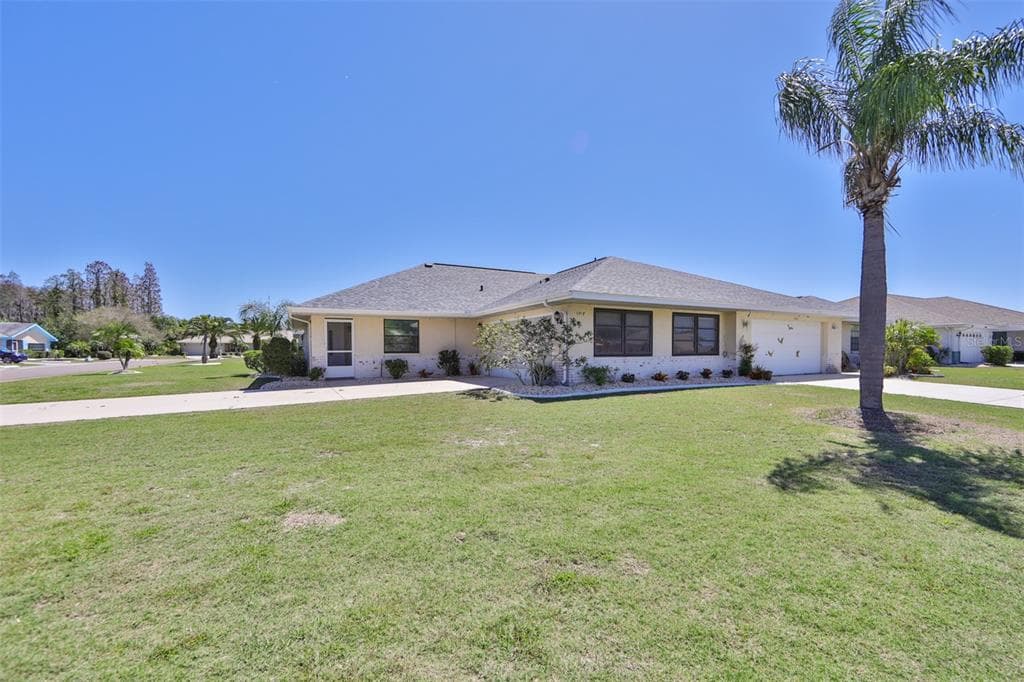 1917 W DEL WEBB BOULEVARD SUN CITY CENTER, FL 33573