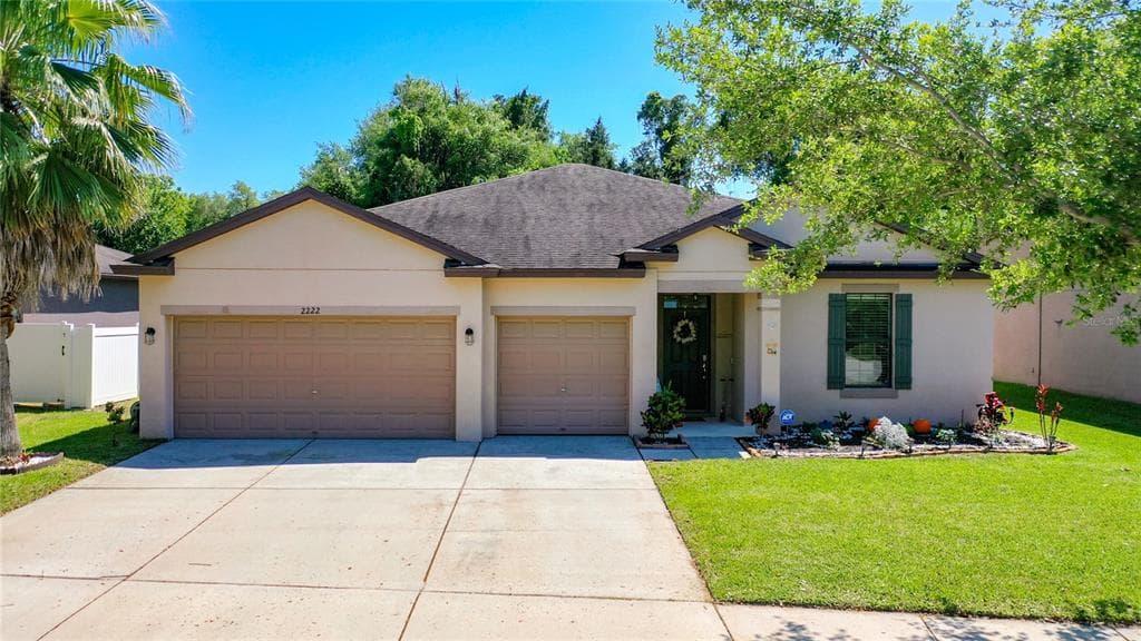 2222 LANDSIDE DRIVE VALRICO, FL 33594