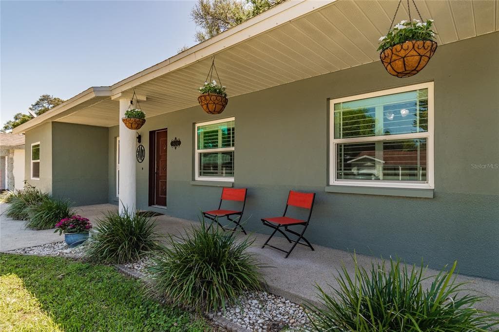 9132 108TH AVENUE SEMINOLE, FL 33777