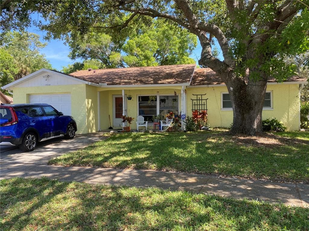 7939 RIVERDALE DRIVE NEW PORT RICHEY, FL 34653