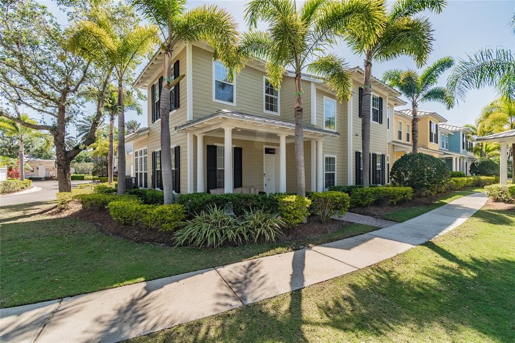 112 ABERDEEN POND DRIVE APOLLO BEACH, FL 33572