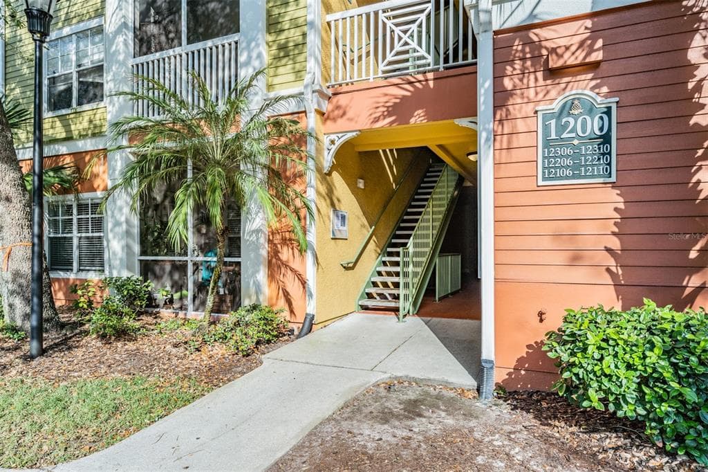 4207 S DALE MABRY HIGHWAY UNIT 12106 TAMPA, FL 33611