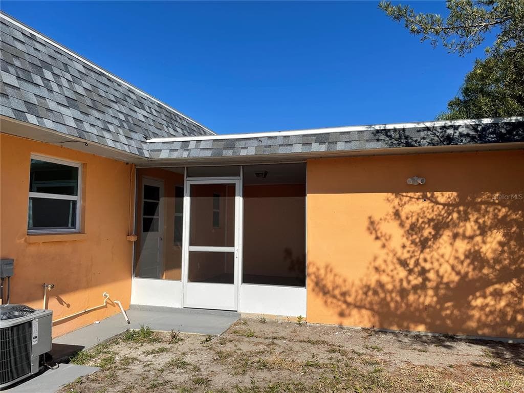141 NEW YORK AVENUE DUNEDIN, FL 34698
