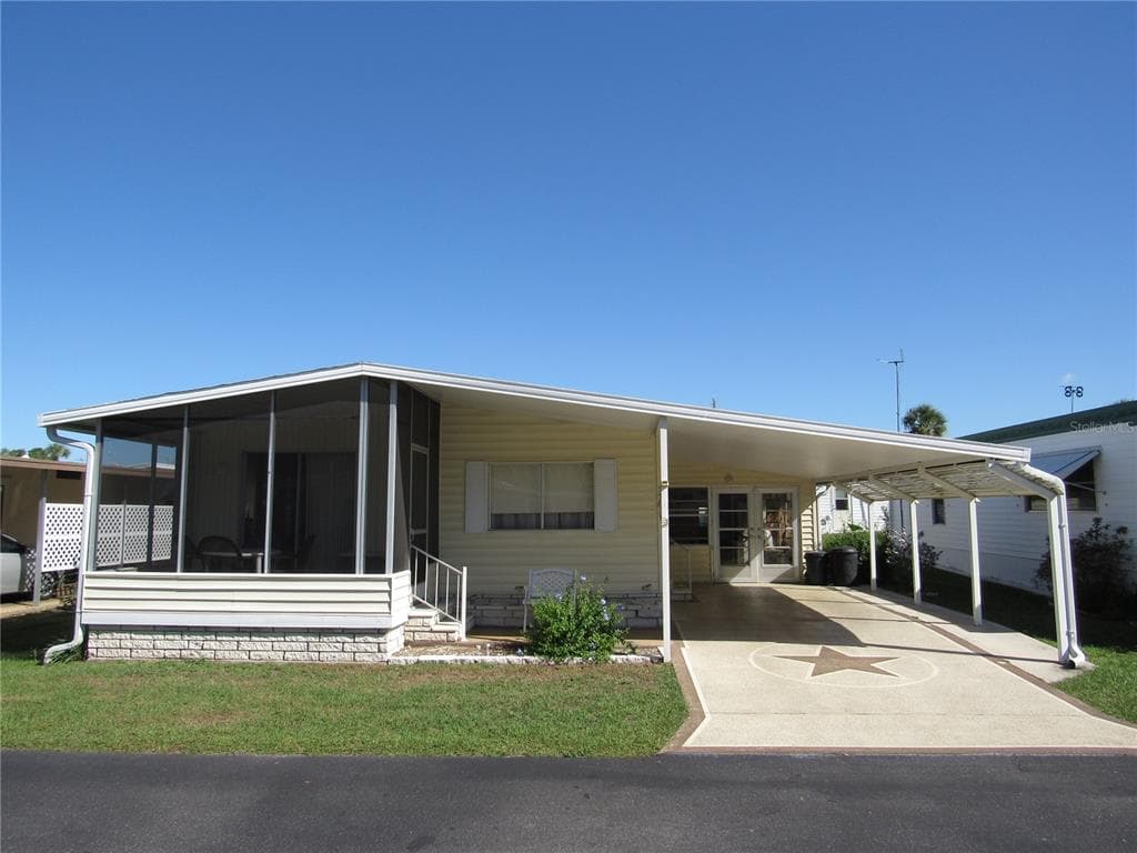 37821 VALENCIA AVENUE ZEPHYRHILLS, FL 33541