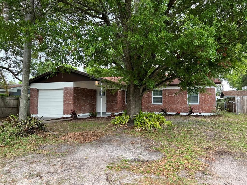 6204 S CHURCH AVENUE TAMPA, FL 33616