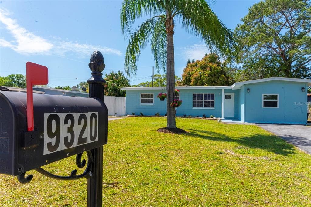 9320 54TH WAY N PINELLAS PARK, FL 33782